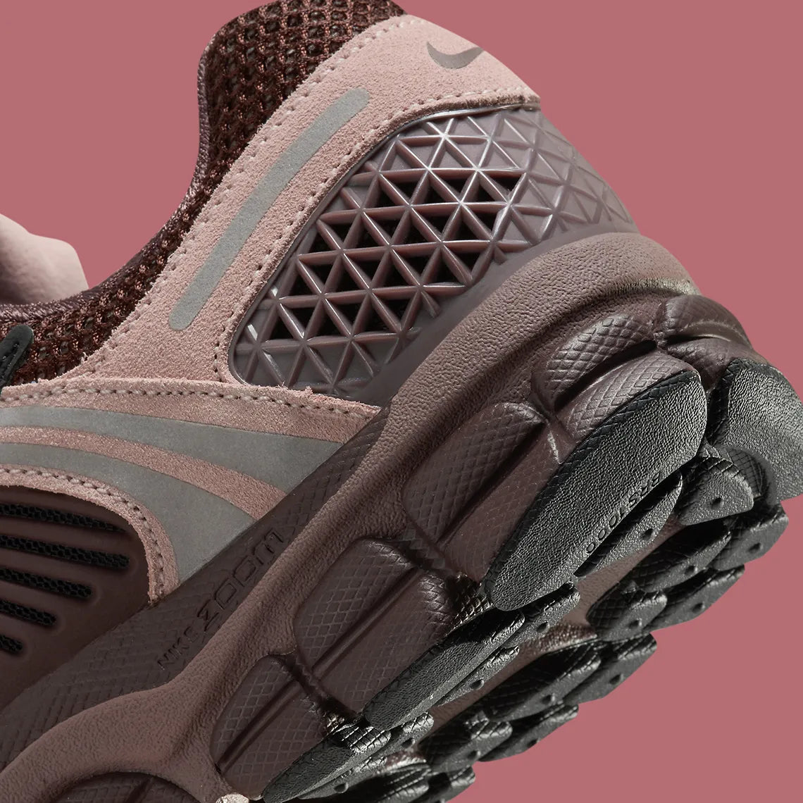 Nike Zoom Vomero 5 ' Plum Eclipse ' (2023)