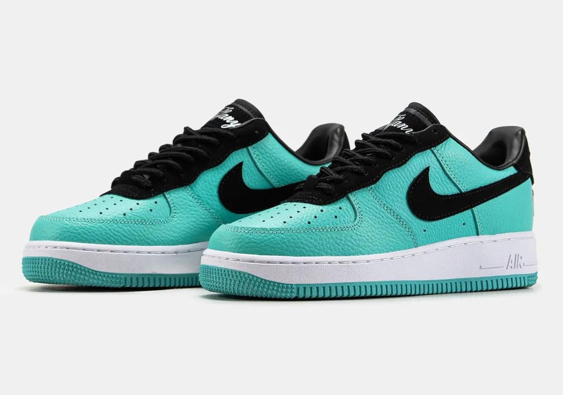 Nike X Tiffany & Co. Air Force 1 Low ' Friends & Family ' (1837)