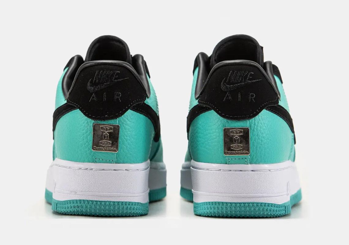 Nike X Tiffany & Co. Air Force 1 Low ' Friends & Family ' (1837)