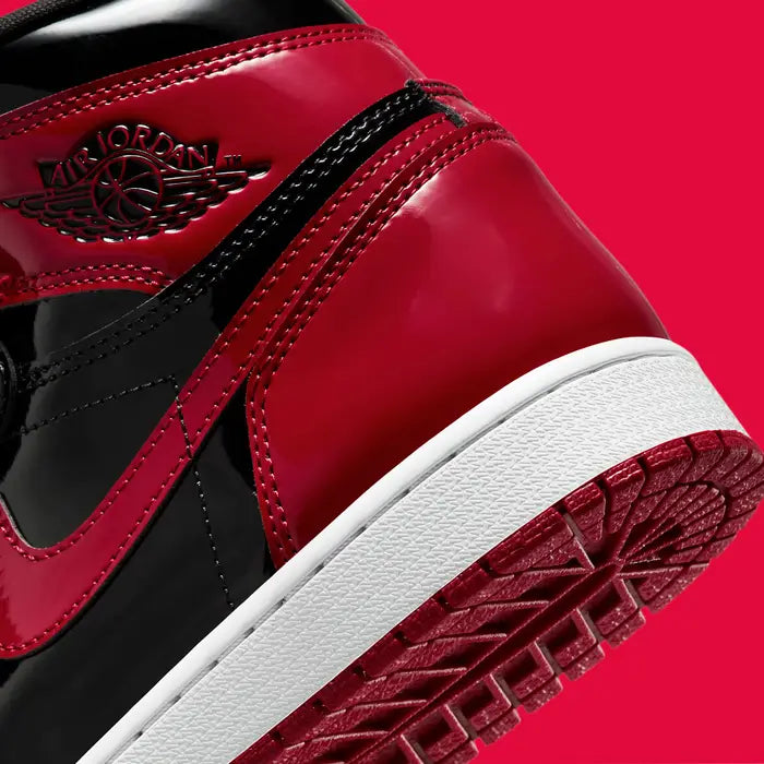 Air Jordan 1 Retro High OG ' Bred Patent ' (2021)