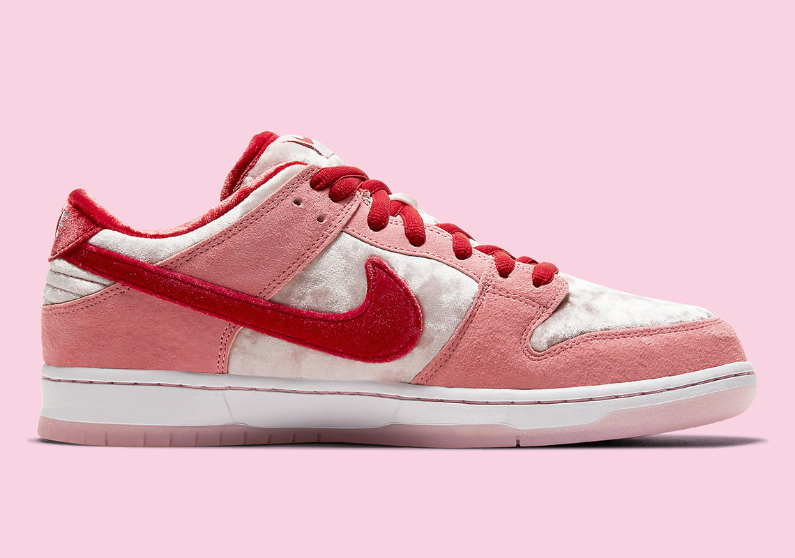 Nike SB Dunk Low x ' Strange Love Skateboards' (2020)